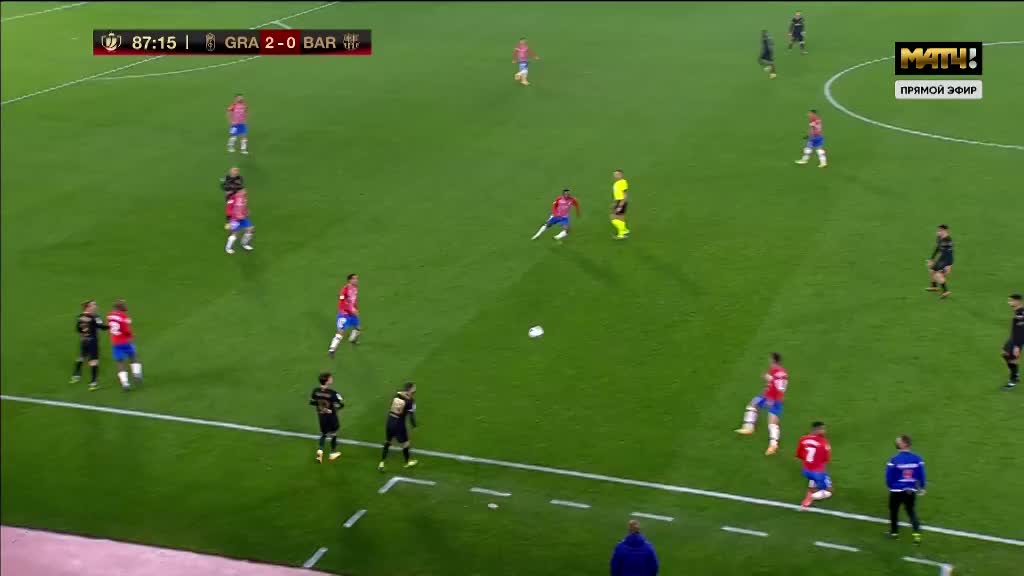 布克谈邓恩隔扣字母哥：运动能力的较量 瑞安是第1个让字母吃瘪的